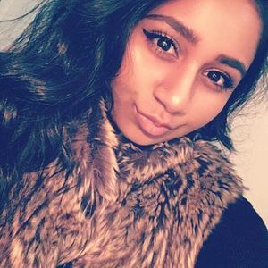 Meet your Posher, Papri